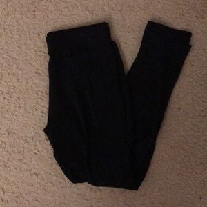 Black leggings